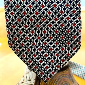 5 Mayo $5 SPECIAL…. Bundle up 🆙 UEC Museo hand made tie